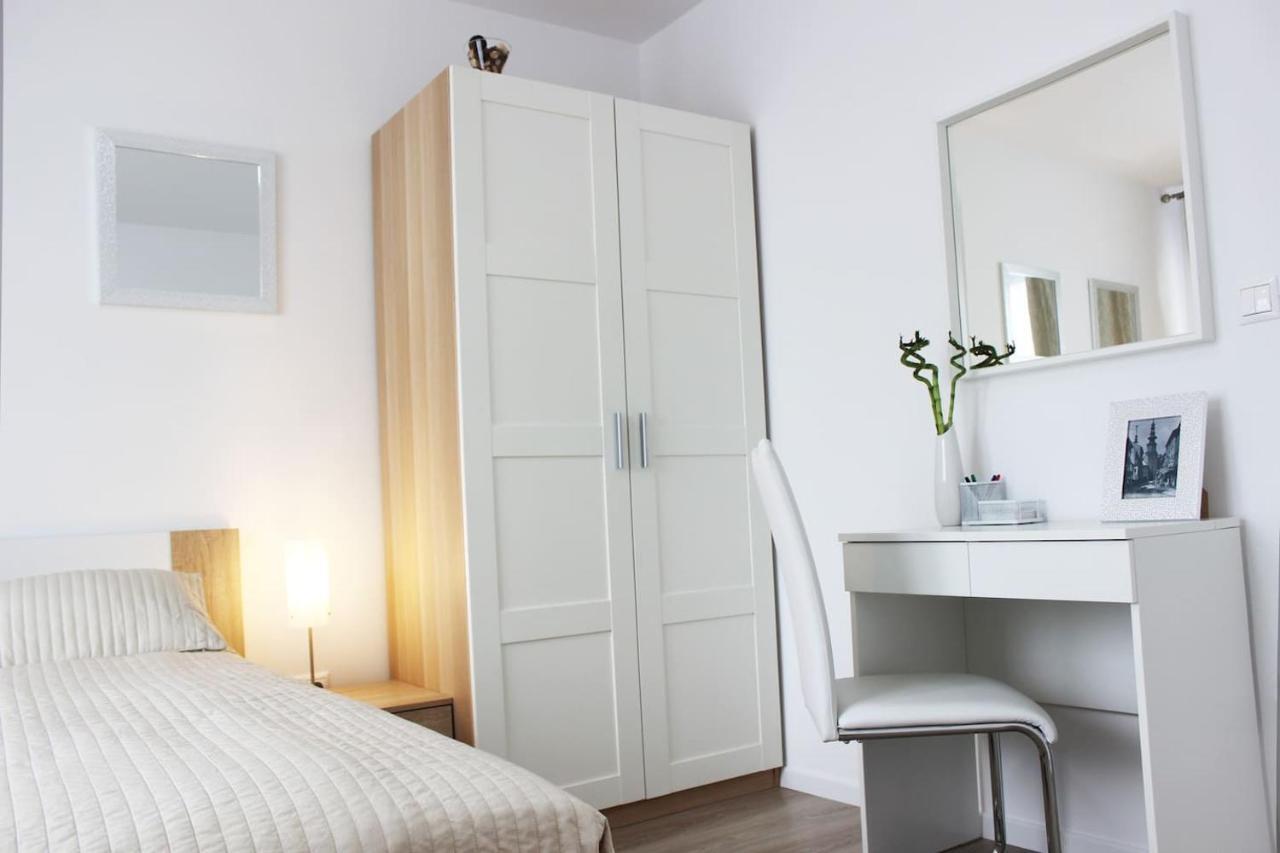 Leo Apartment Free Parking - Augusta Bratislava Dış mekan fotoğraf